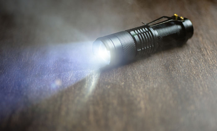 42 Chilling Stories From Security Guards Who Experienced The Scariest Moments On Duty