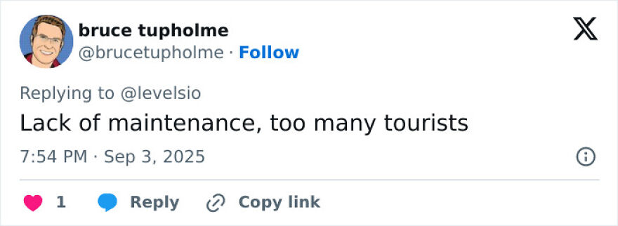 Horrifying Tragedy As Iconic Tram Plunges Down Hill And Slams Into Building In Portugal