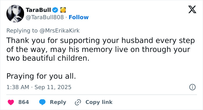 ALT text: A supportive tweet expressing condolences to Charlie Kirk's wife and family after his fatal attack.