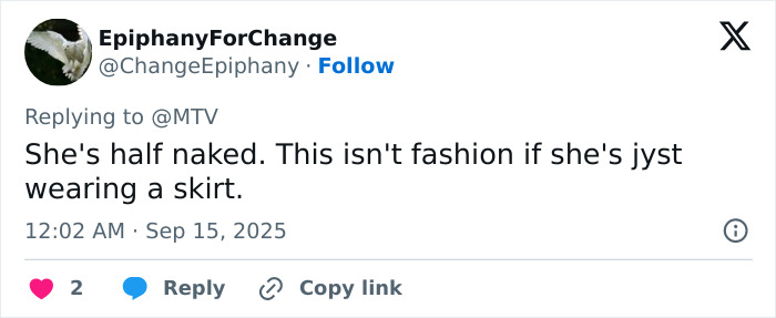 Screenshot of a tweet criticizing Jenna Ortega's risky diamond-encrusted look at the 2025 Emmys. Screenshot of a tweet criticizing Jenna Ortega's risky diamond-encrusted look at the 2025 Emmys.