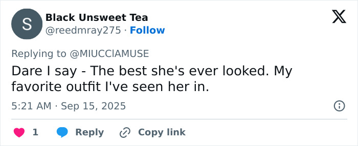 User comment praising Jenna Ortega’s diamond-encrusted risky look at the 2025 Emmys event. User comment praising Jenna Ortega’s diamond-encrusted risky look at the 2025 Emmys event.