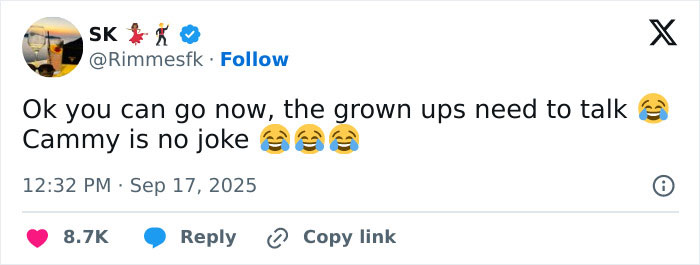 Tweet discussing Queen Camilla&rsquo;s embarrassing gesture to Kate Middleton during Trump visit with laughing emojis.