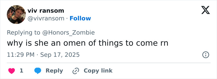 Tweet criticizing First Lady Melania’s outfit in the UK, referencing the need to put a new light bulb in her. Tweet criticizing First Lady Melania’s outfit in the UK, referencing the need to put a new light bulb in her.