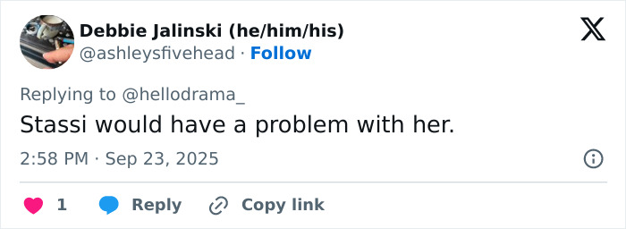 Screenshot of a tweet criticizing Meghan Markle by a reality TV star, expressing frustration and calling her unappreciative.