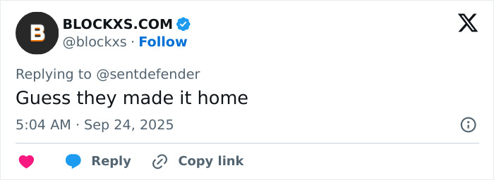 Donald Trump pointing his finger in a scolding gesture during a body language analysis with Melania Trump nearby. Donald Trump pointing his finger in a scolding gesture during a body language analysis with Melania Trump nearby.