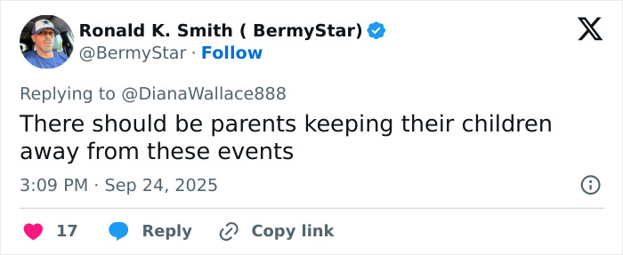 Tweet criticizing Blackpink Lisa's risqué outfit while dancing on stage with children visible in the audience. Tweet criticizing Blackpink Lisa's risqué outfit while dancing on stage with children visible in the audience.