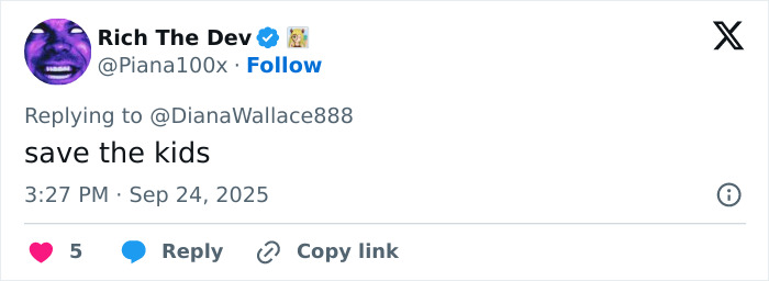 Tweet by Rich The Dev expressing concern about kids during Blackpink's Lisa risqué outfit performance sparking fury among viewers. Tweet by Rich The Dev expressing concern about kids during Blackpink's Lisa risqué outfit performance sparking fury among viewers.