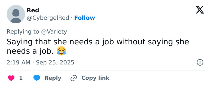 Tweet screenshot showing a user commenting on the Emma Watson trans feud with J.K. Rowling, reflecting fan reactions.