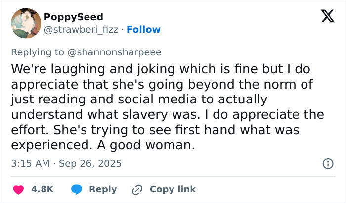 Tweet praising a white woman&rsquo;s dramatic reaction to being shackled during African-American museum visit, appreciating her effort.