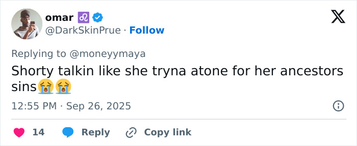 Tweet commenting on a white woman&rsquo;s dramatic reaction to being shackled during an African-American museum visit.