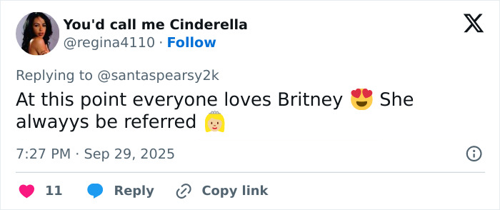 Tweet praising Britney Spears with heart eyes and princess emojis, expressing admiration for the pop icon.