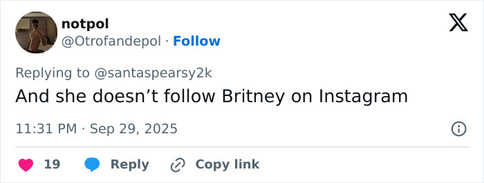 Tweet showing a user commenting on Sydney Sweeney recreating an iconic Britney Spears outfit, sparking fan reactions.