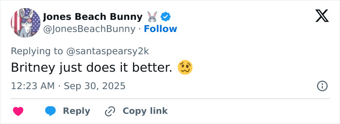Tweet from Jones Beach Bunny responding to Britney Spears, praising her style with a playful emoji.