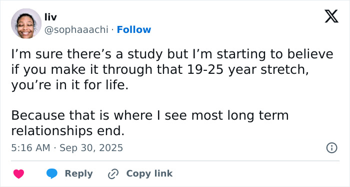 Tweet discussing long-term relationships ending, related to Nicole Kidman and Keith Urban's split sparking hilarious reactions.