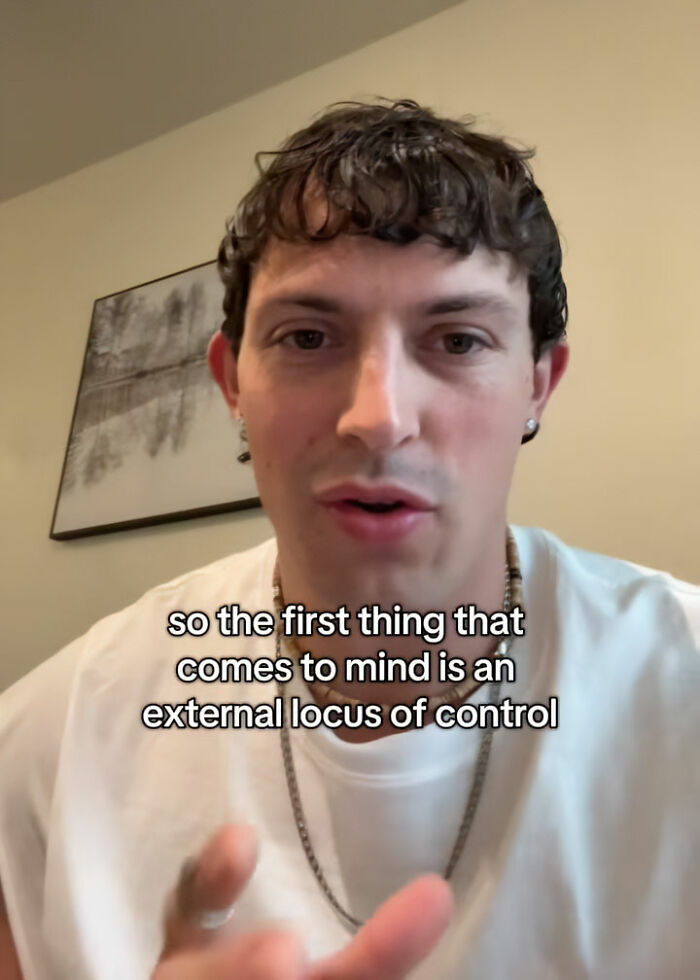 Therapist explaining Gen Z clients' troubling behavior with a focus on external locus of control in a casual setting. Therapist explaining Gen Z clients' troubling behavior with a focus on external locus of control in a casual setting.