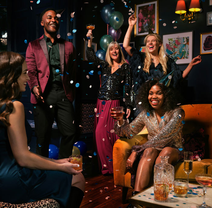 42 Chilling Stories From Security Guards Who Experienced The Scariest Moments On Duty