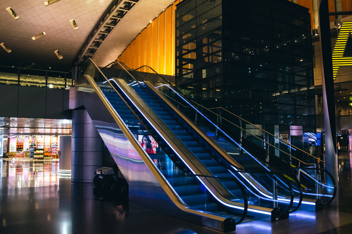 42 Chilling Stories From Security Guards Who Experienced The Scariest Moments On Duty