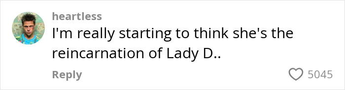 Comment on social media about Princess Charlotte&rsquo;s curtsy mistake, expressing strong opinion and comparison to Lady Diana.