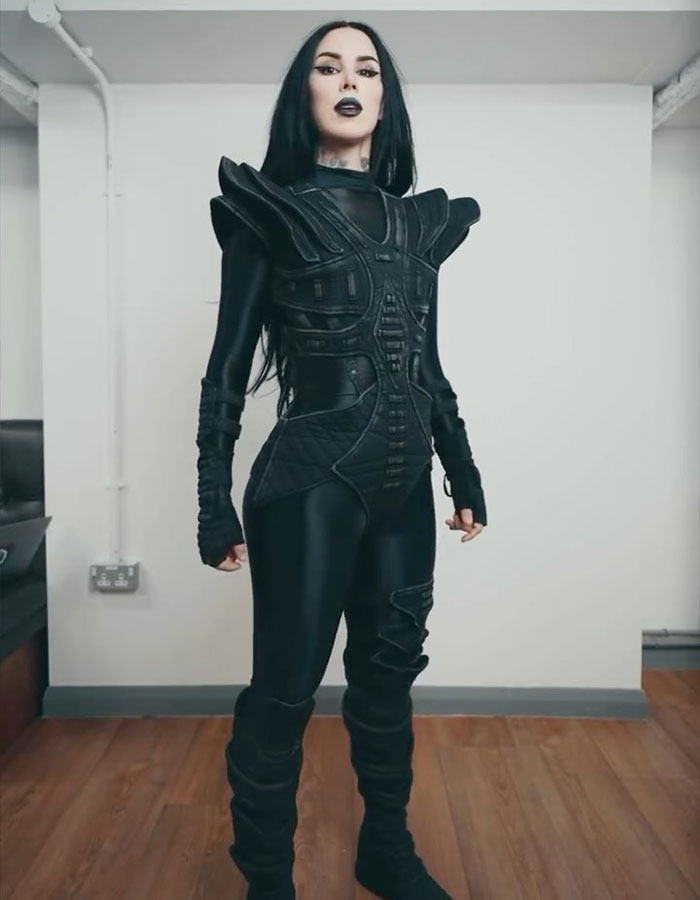 Kat Von D Reveals Dramatic Transformation After Tattooing 80% Of Her Body Black Kat Von D Reveals Dramatic Transformation After Tattooing 80% Of Her Body Black