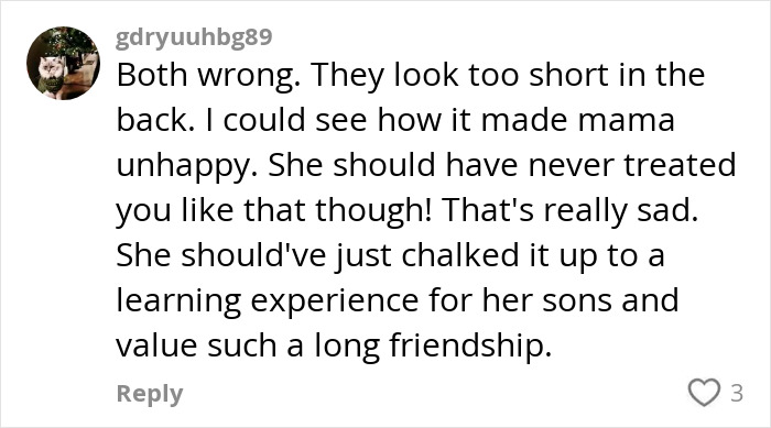 User comment discussing a friendship ending over mom shorts and the emotional impact after 23 years.