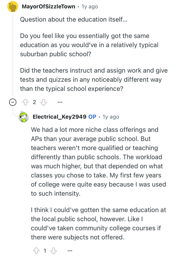 Reddit discussion where a person studied in a prestigious private school answers questions about education differences.