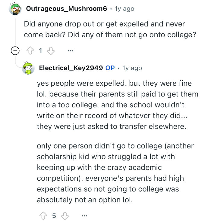 Reddit conversation with person studied in a prestigious private school answering questions about expulsions and college attendance.