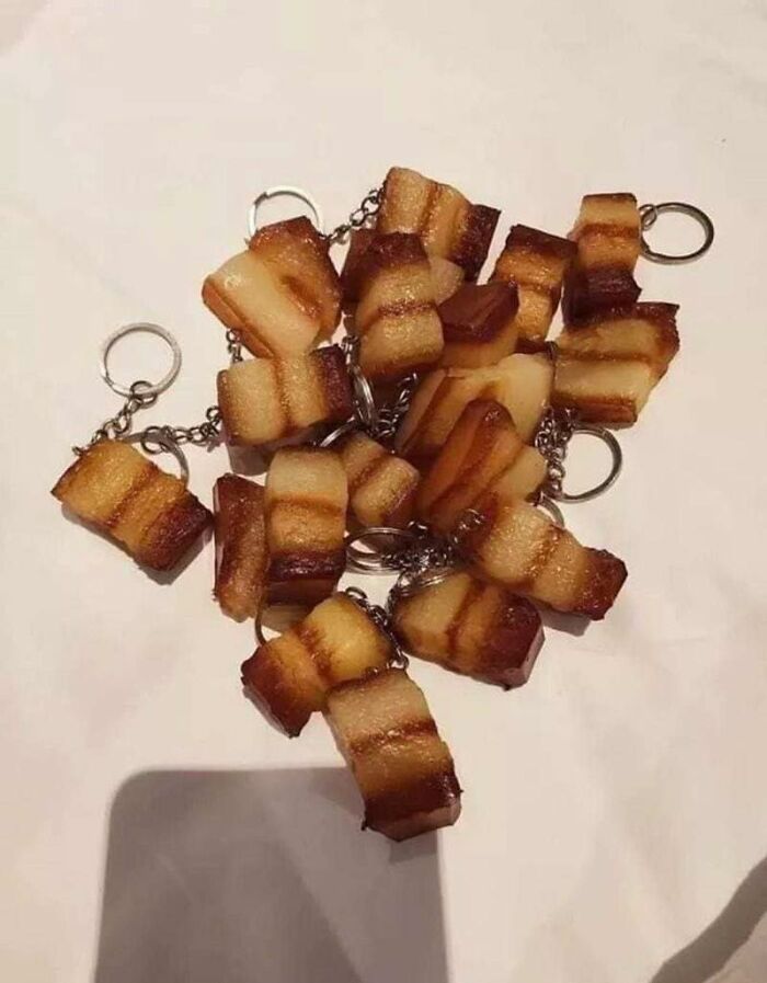Keychains resembling fried pork belly pieces, a quirky item people raised in Eastern Europe can truly comprehend.