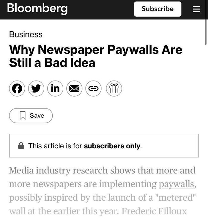 Bloomberg article titled why newspaper paywalls are still a bad idea with subscriber-only access warning visible