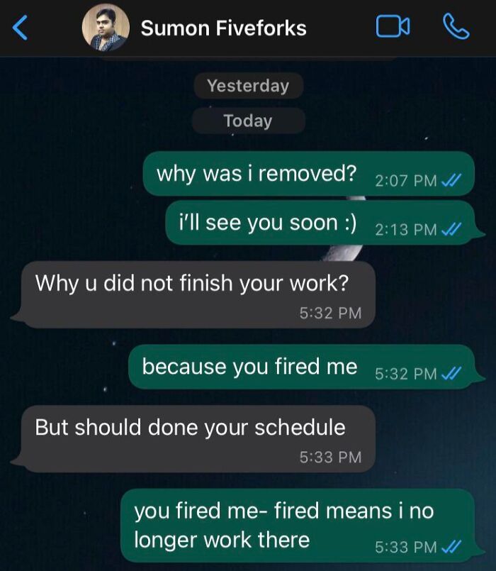 Chat conversation showing reasons why people hate their boss with messages about being fired and unfinished work.