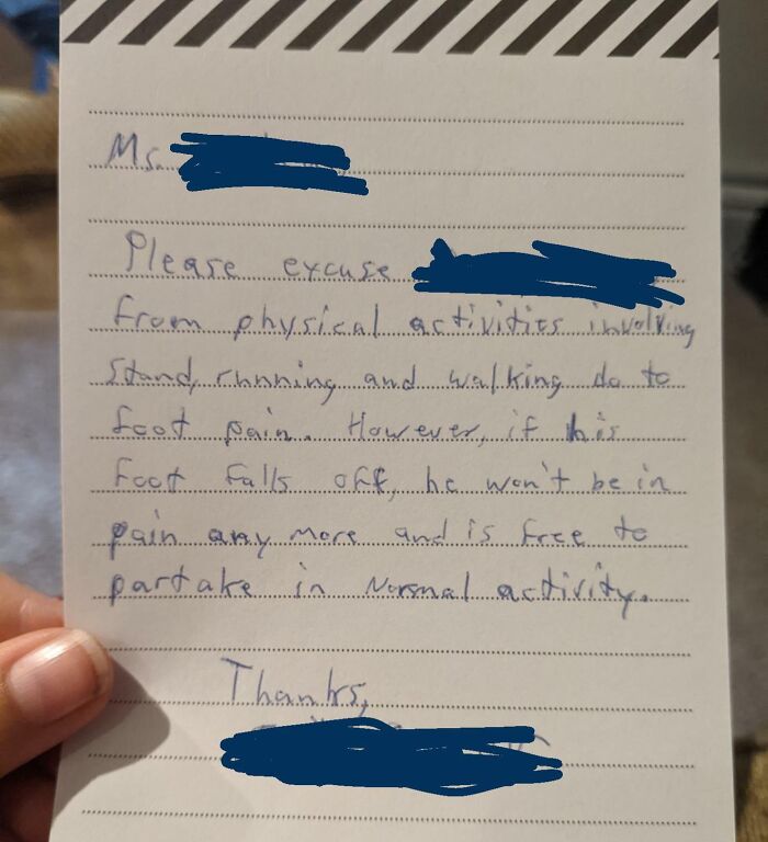 Handwritten excuse note humorously showing the stark differences between moms and dads in parenting style.