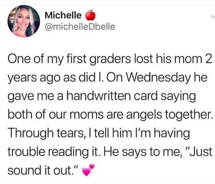 Heartwarming tweet about a first grader’s handwritten card with comforting words to ease grief in wholesome posts.