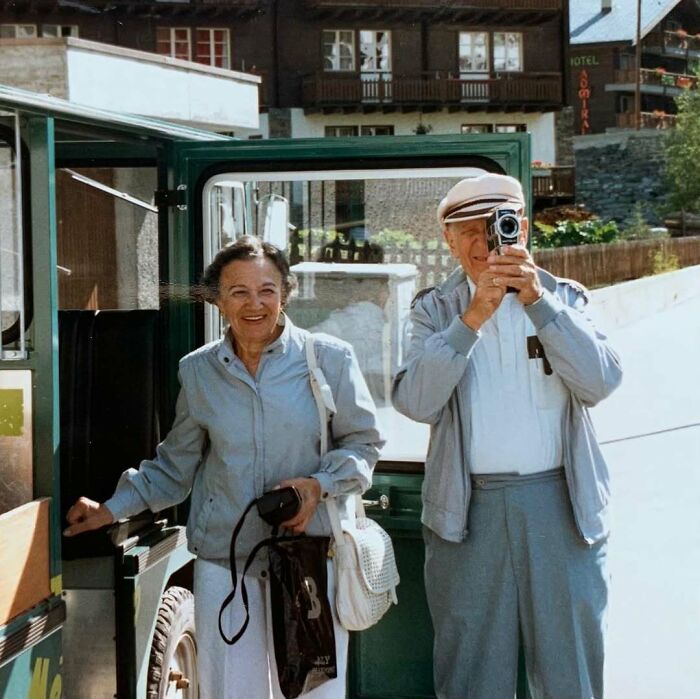 Stylish-Grandparents-Pics