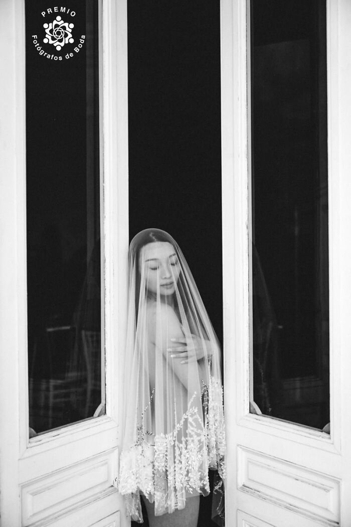 When The Veil Says Mysterious, But Your Face Says Fabulous