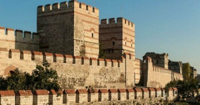 “The Tomb Of Adam, The First Man”: 83 Historic Artefacts And Places That Fascinate Historians (New Pics)