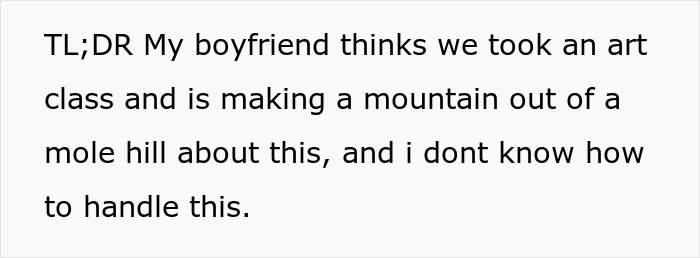 Text showing a boyfriend convinced they took an art class together while the girlfriend has no memory of it.