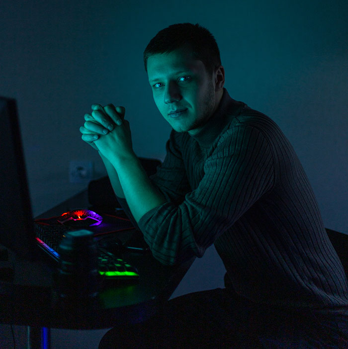 “The Most Evil Thing I've Ever Done”: 46 Catfish Encounters That Left People Shocked, Hurt, Or Laughing