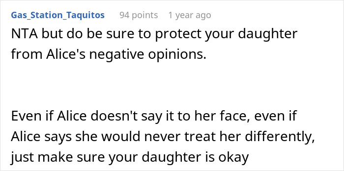 Reddit comment advising a man to protect his daughter from his fianc&eacute;e&rsquo;s negative opinions and prioritize her well-being.