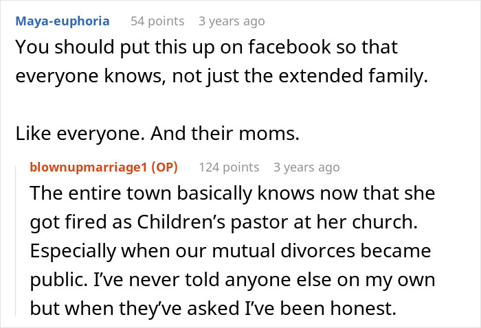 Screenshot of an online conversation about a woman exposing her mom&rsquo;s 22-year affair with her husband.