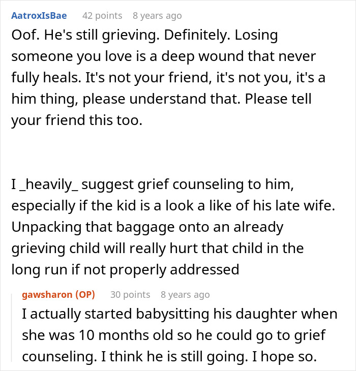 Screenshot of an online discussion about grief counseling for a grieving widower and single mom navigating dating challenges.