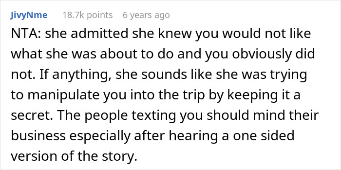 Reddit comment explaining partner’s reaction after woman reveals solo trip plans five days before leaving. Reddit comment explaining partner’s reaction after woman reveals solo trip plans five days before leaving.