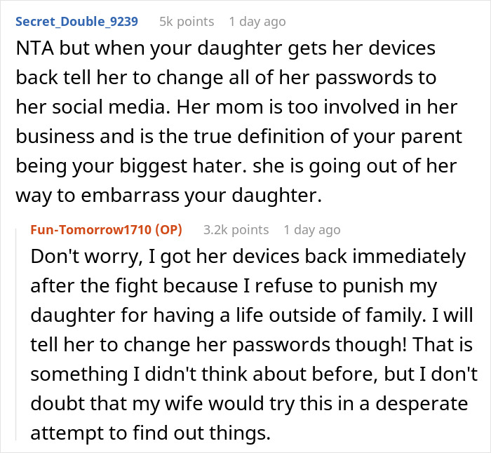 Screenshot of an online discussion about telling wife why daughter doesn&rsquo;t trust and changing passwords after a conflict.