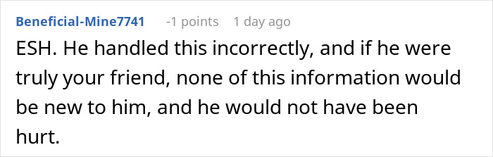 Screenshot of a Reddit comment discussing a guy telling his old friend to date him instead of her boyfriend because he is tall.