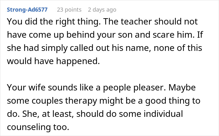 Screenshot of an online forum discussing a teacher scaring a student and the student hitting her in shock during class.