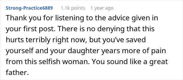 Screenshot of an online comment praising a man who defends his daughter&rsquo;s room and prioritizes her over his fianc&eacute;e.