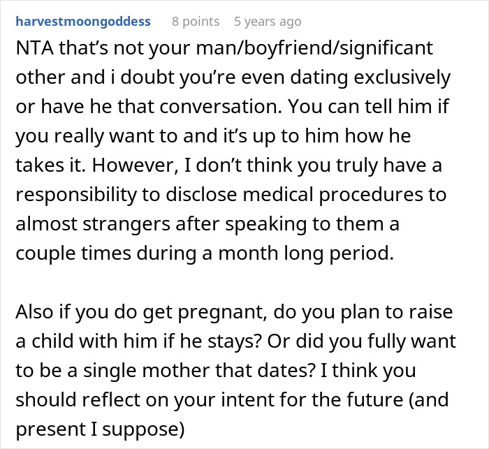 User comment debating hiding artificial insemination plans when dating, reflecting on motherhood and relationships.