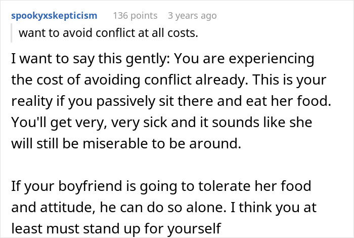 Alt text: Excerpt from a forum discussing cheap MIL feeding spoiled food and bullying son and his girlfriend into eating it.