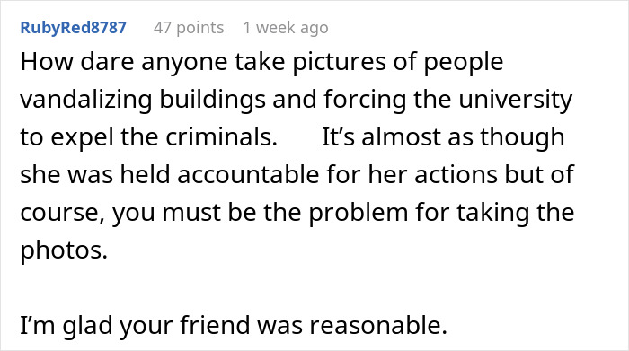 Comment discussing school project crashing wedding after bride&rsquo;s sister confronts photographer over university pictures.