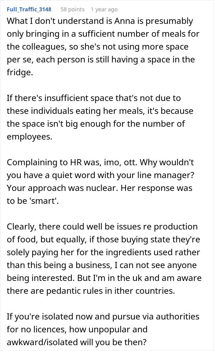 Screenshot of a discussion about a man having no space to keep his lunch in the fridge and coworker reporting to HR. Screenshot of a discussion about a man having no space to keep his lunch in the fridge and coworker reporting to HR.