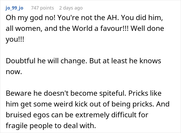 Screenshot of a Reddit comment reacting to a guy telling an old friend she should date him for being tall and breaking down after rejection.