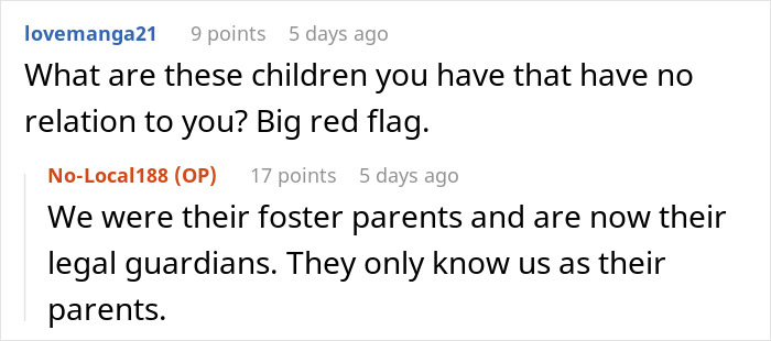 Online discussion showing husband telling pregnant wife he loves her but isn&rsquo;t in love, she&rsquo;s upset he waited until marriage